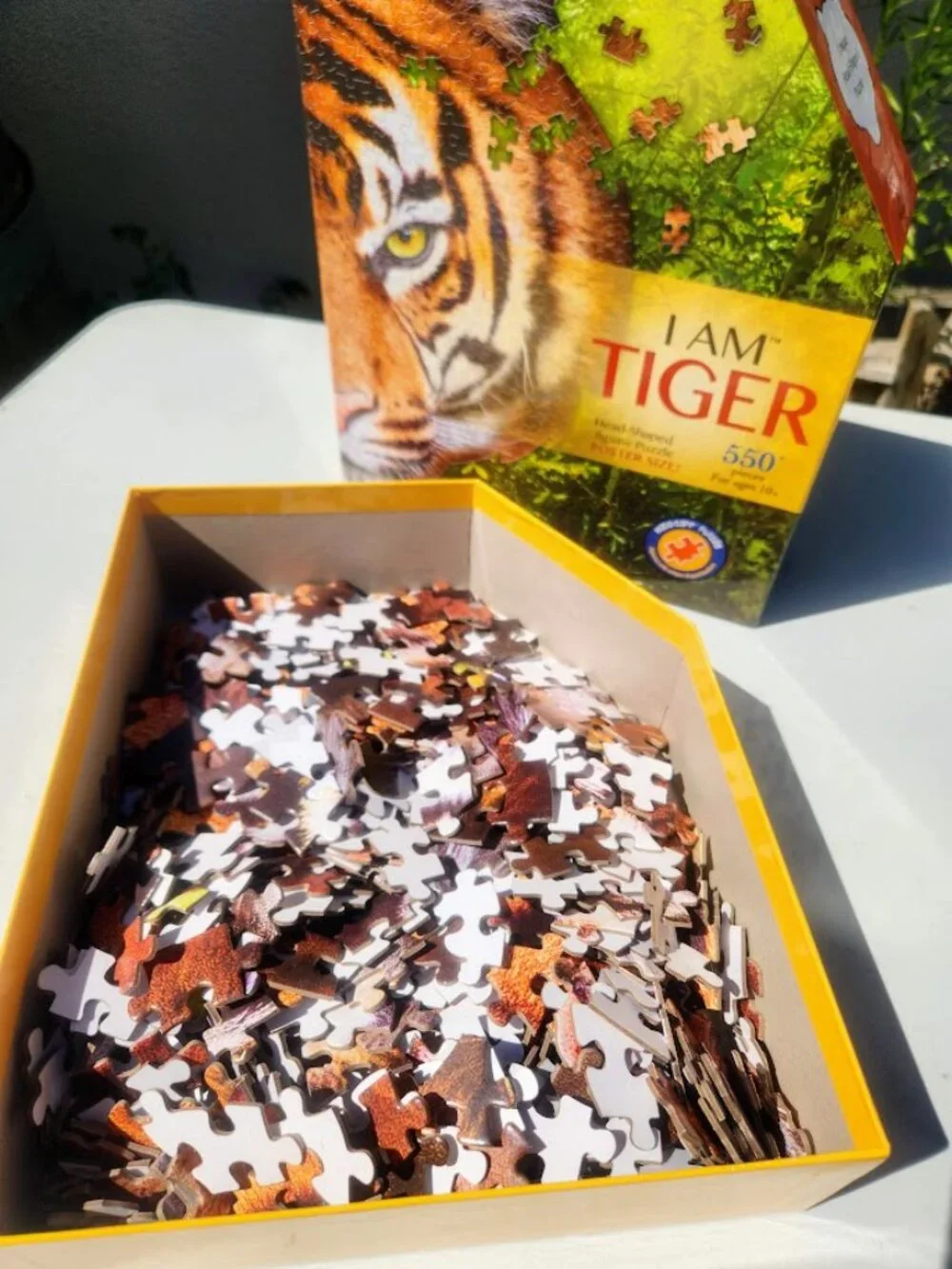 I am Tiger 550 Piece Head Shaped Jigsaw Puzzle Madd Capp Finished size: 28